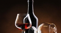 Beneficios de tomar vino moderadamente